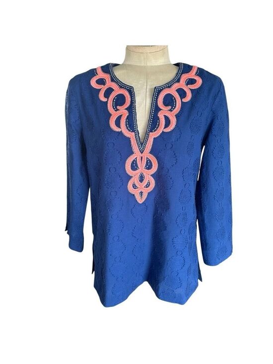 Lilly Pulitzer Tops - Lilly Pulitzer Amelia Island V Neck Tunic Top Navy Blue Beaded Coral Pink Med